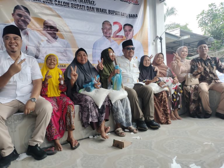 WARGA DESA BANGUN SARI MERASA BAHAGIA SAAT DISAMBANGI PASLON 02 DI ACARA NURHAJI SILATURAHMI WARGA DESA BANGUN SARI MERASA BAHAGIA SAAT DISAMBANGI PASLON 02 DI ACARA NURHAJI SILATURAHMI