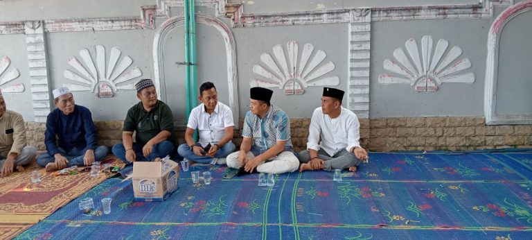 Ibu Mertua Irwan Zen Meninggal, Zahir Melayat Ibu Mertua Irwan Zen Meninggal, Zahir Melayat