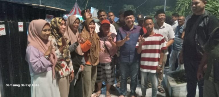 Dikabar pedagang kaki lima seibejangkar akan digusur, Zahir langsung temui pedagang Dikabar pedagang kaki lima seibejangkar akan digusur, Zahir langsung temui pedagang