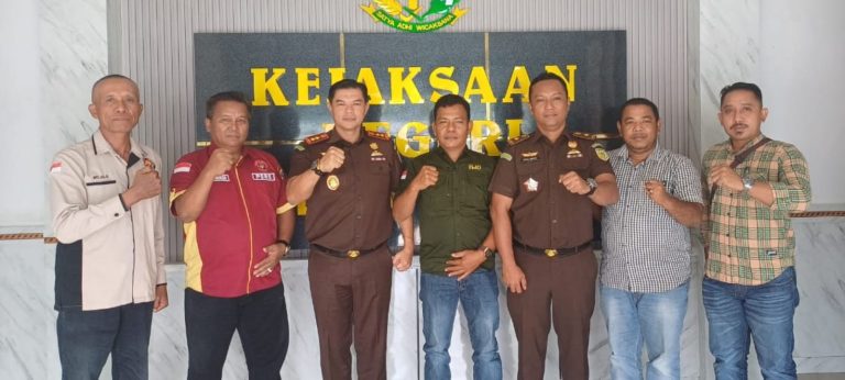 IWO Batubara, Beraudensi Ke Kajari Batu Bara IWO Batubara, Beraudensi Ke Kajari Batu Bara