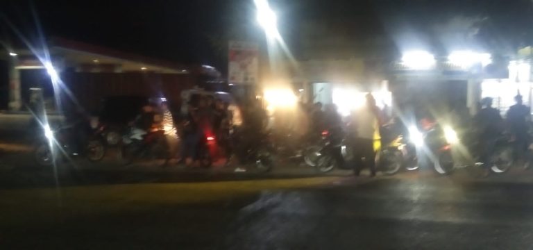 KERAP RESAHKAN MASYARAKAT BINJAI BARU BANGUN SARI DAN PENGGUNA JALAN, GEMOR (Geng Motor) NYARIS BENTROK DENGAN WARGA 