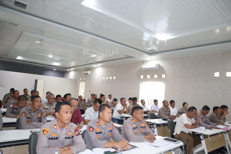 Kapolres Batubara AKBP Doly Nainggolan, perintahkan tegas, untuk menindak seluruh kegiatan ilegal ditutup diwilayah hukum polres batubara Kapolres Batubara AKBP Doly Nainggolan, perintahkan tegas, untuk menindak seluruh kegiatan ilegal ditutup diwilayah hukum polres batubara