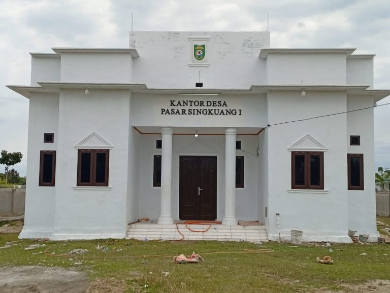 Kades Pasar Singkuang 1 Berbelit-Belit Berikan Jawaban Saat di Konfirmasi Seputar Penggunaan Dana Desa Kades Pasar Singkuang 1 Berbelit-Belit Berikan Jawaban Saat di Konfirmasi Seputar Penggunaan Dana Desa
