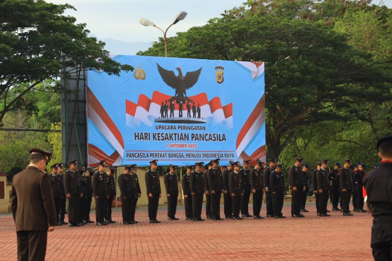Polda Aceh Gelar Upacara Peringatan Hari Kesaktian Pancasila Polda Aceh Gelar Upacara Peringatan Hari Kesaktian Pancasila