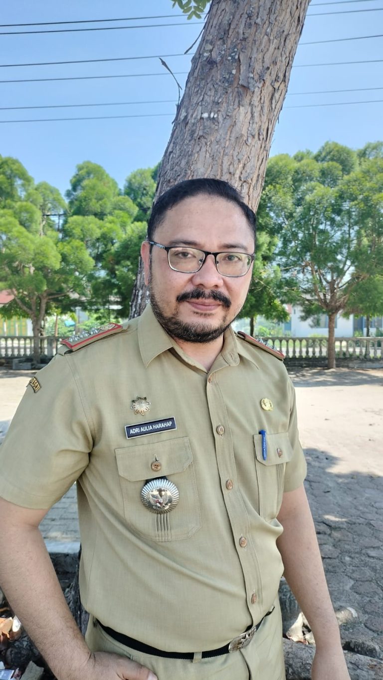 Disebut Dorong Kepala Desa Tuntut Hak Plasma PT. Socfindo, Camat Limapuluh Membantah Disebut Dorong Kepala Desa Tuntut Hak Plasma PT. Socfindo, Camat Limapuluh Membantah