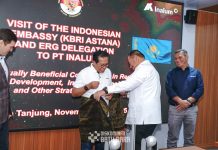 Bupati Batu Bara H. Baharuddin Siagian, S.H., M.Si menerima kunjungan kehormatan Duta Besar Republik Indonesia untuk Kazakhstan, Dr. M. Fadjroel Rachman, di Ruang Rapat Direksi Gedung Kantor Pusat PT Inalum, Kuala Tanjung